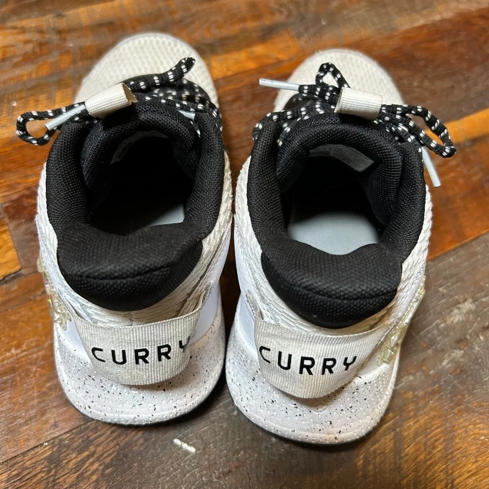 Under Armour Steph Curry 3Z7 Boys Sneakers Size 7Y - Picture 4 of 9